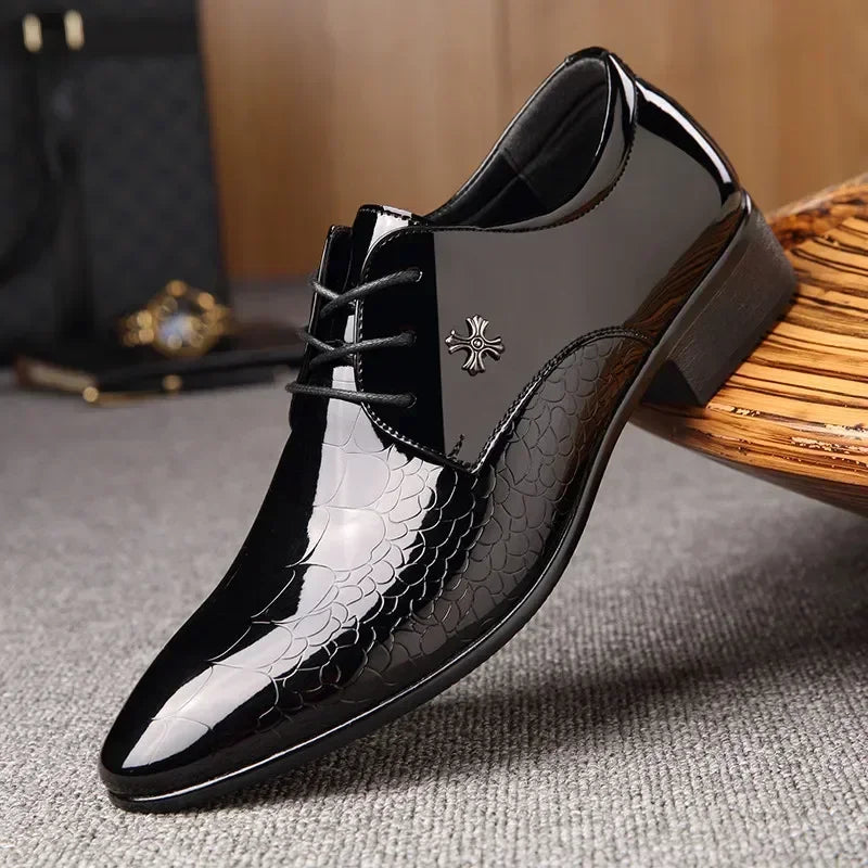 TBS Company Noir Luxe – Patent Leather Slip-On Oxfords